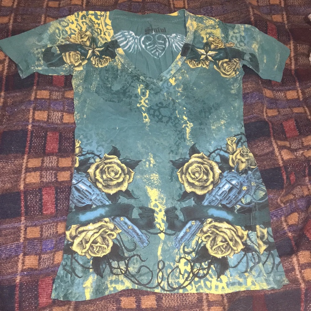 Aqua Yellow Roses Gun Sinful T